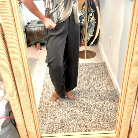 ⭐️Gap Body,Silky,Stretchy Pants,Beach to Brunch & Beyond,Excellent Condition,MP - Picture 7 of 10